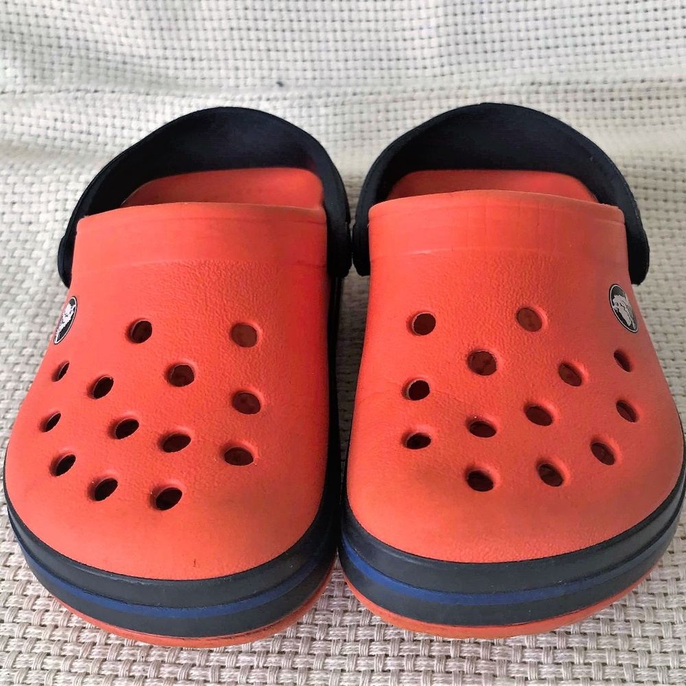 CROCS Clog for Kids - Number 7  - Orange